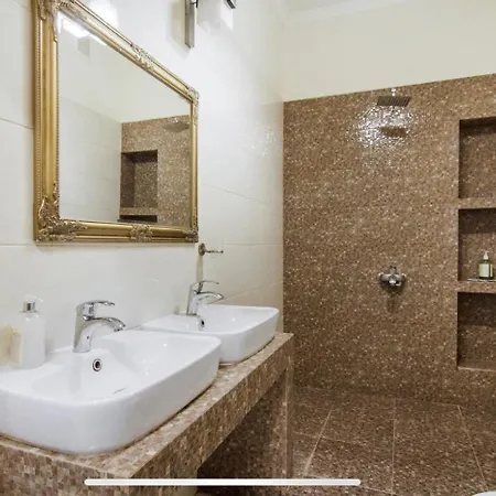 Best On Malaya Arnautskaya Apartment